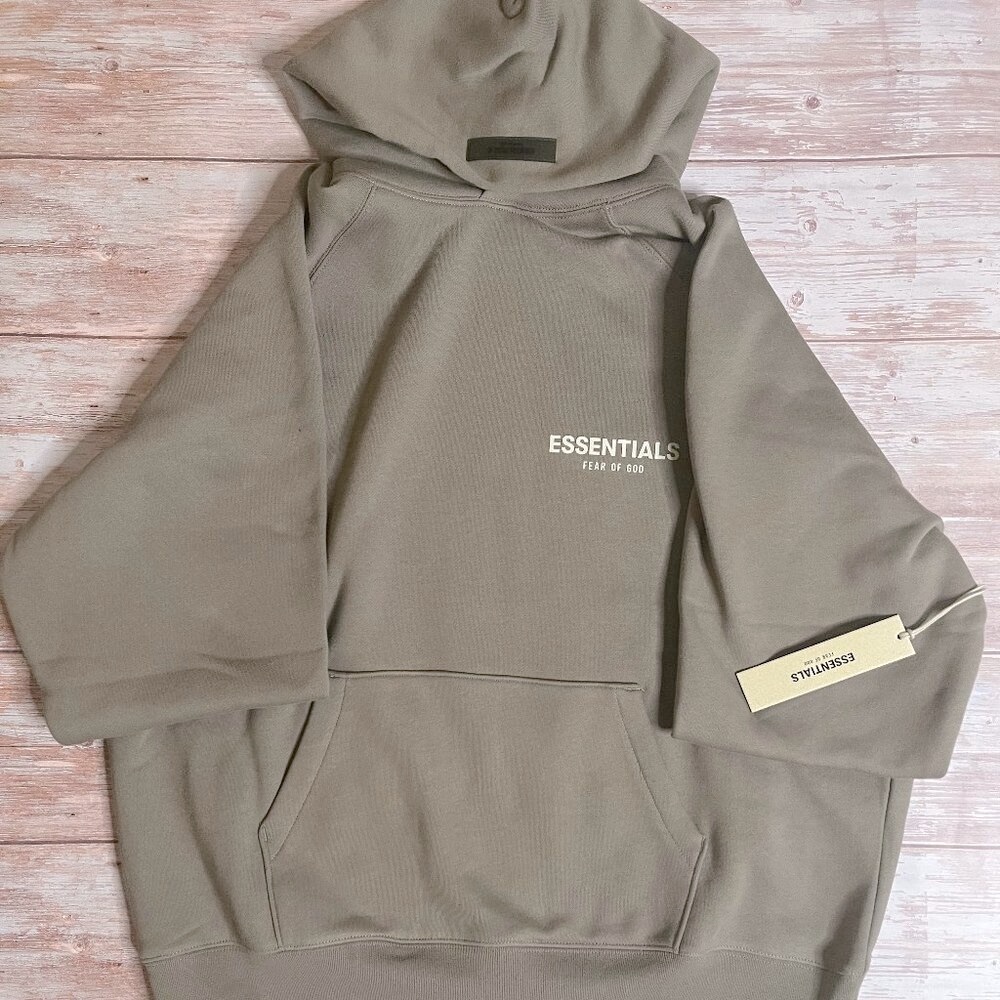 ESSENTIALS FOG HOODIE 2022 | DESERT TAUPE | M | OVERSIZED | MSRP $120 | NWT